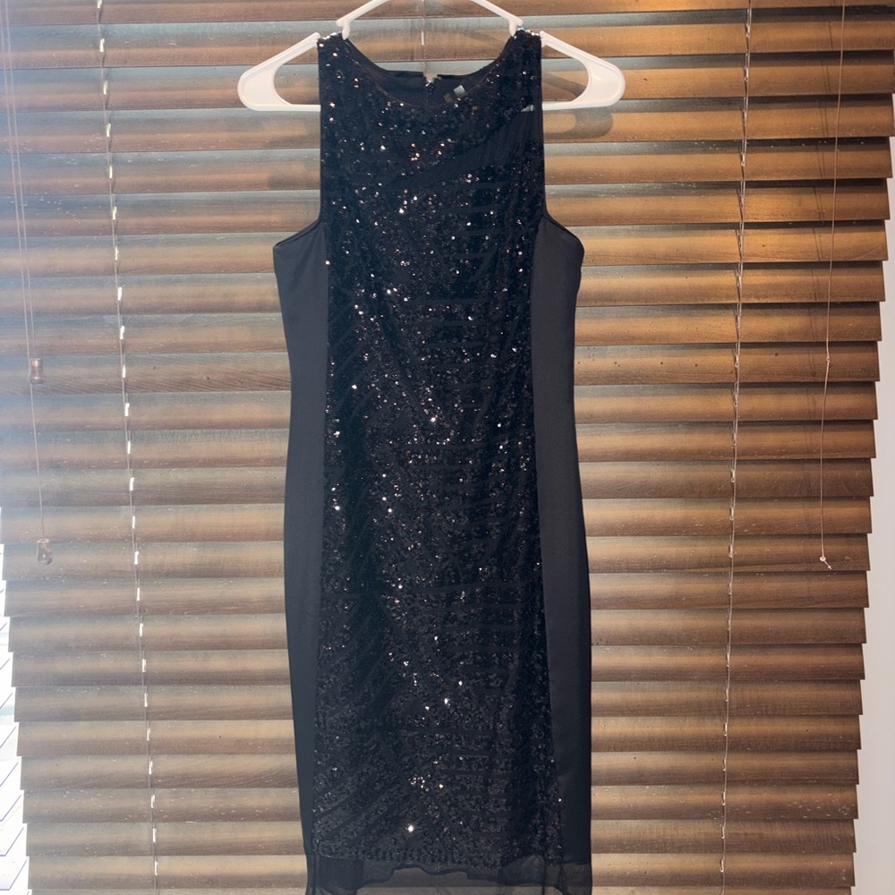julia jordan Black Sequin Midi Sheath Dress